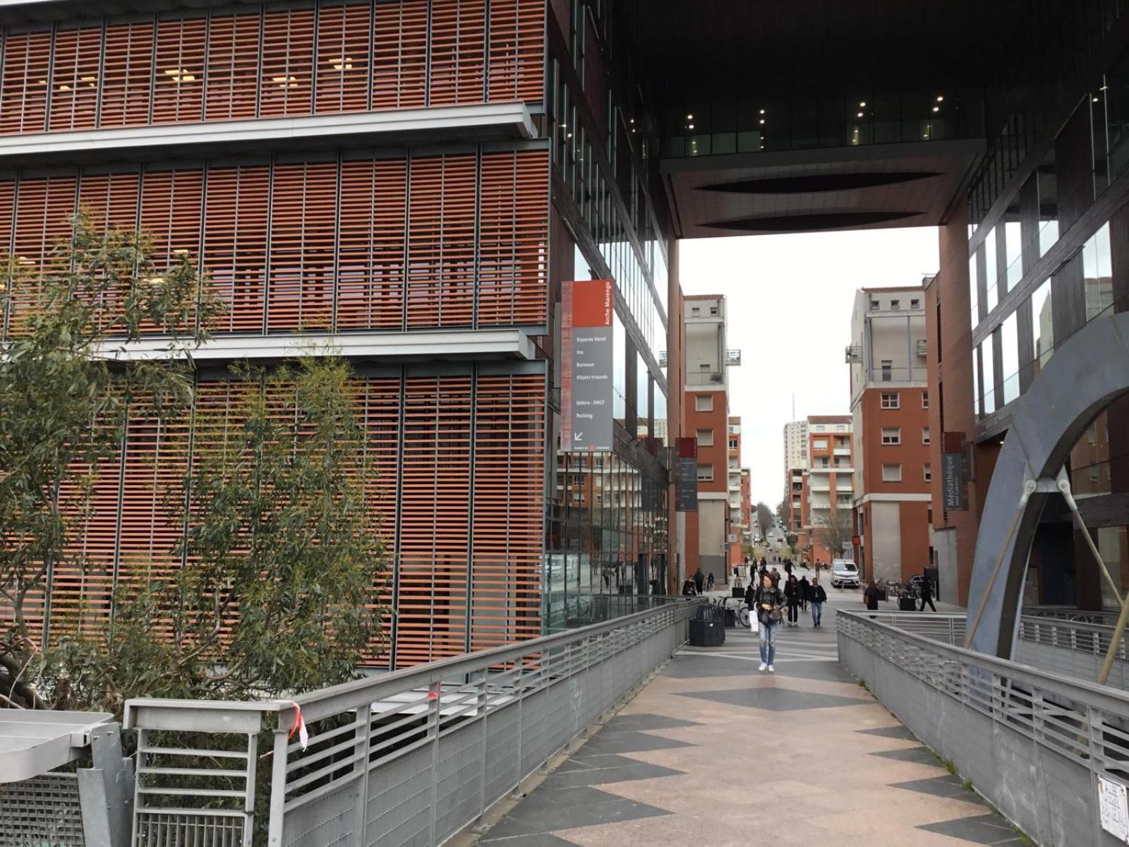Toulouse Marengo-Gare Matabiau - Mediatheque-Allees Jean Jaures Proche Ligne B Parking Prive Securise Gratuitprive Exterior photo